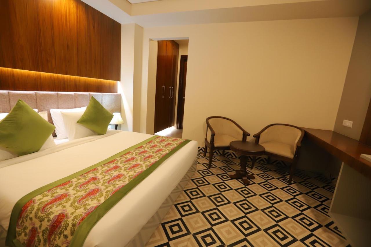 Ip Royal Hotel - New Delhi Exteriör bild