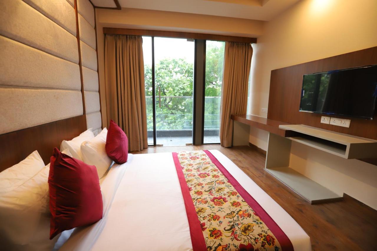 Ip Royal Hotel - New Delhi Exteriör bild
