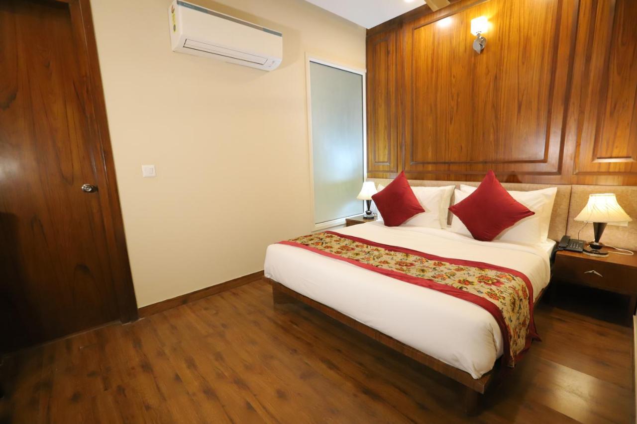 Ip Royal Hotel - New Delhi Exteriör bild