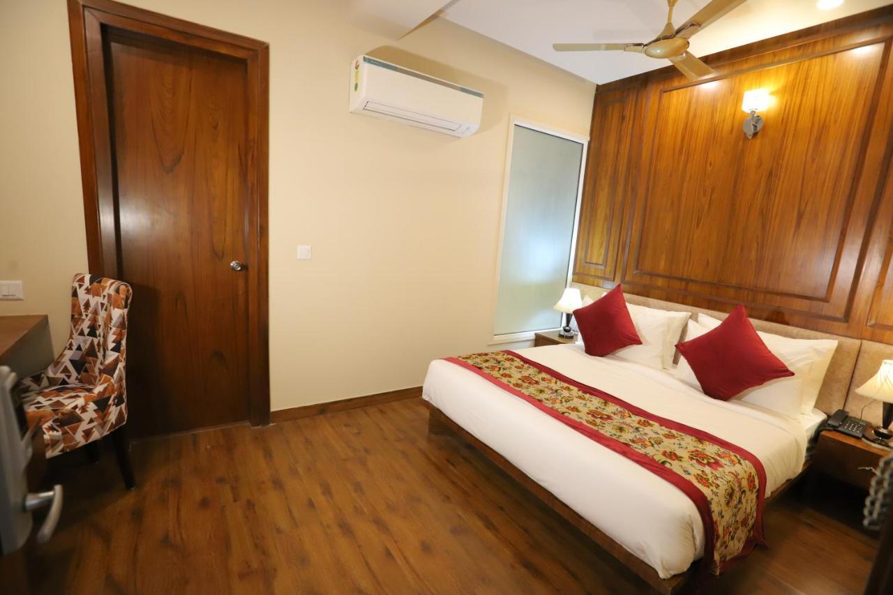 Ip Royal Hotel - New Delhi Exteriör bild