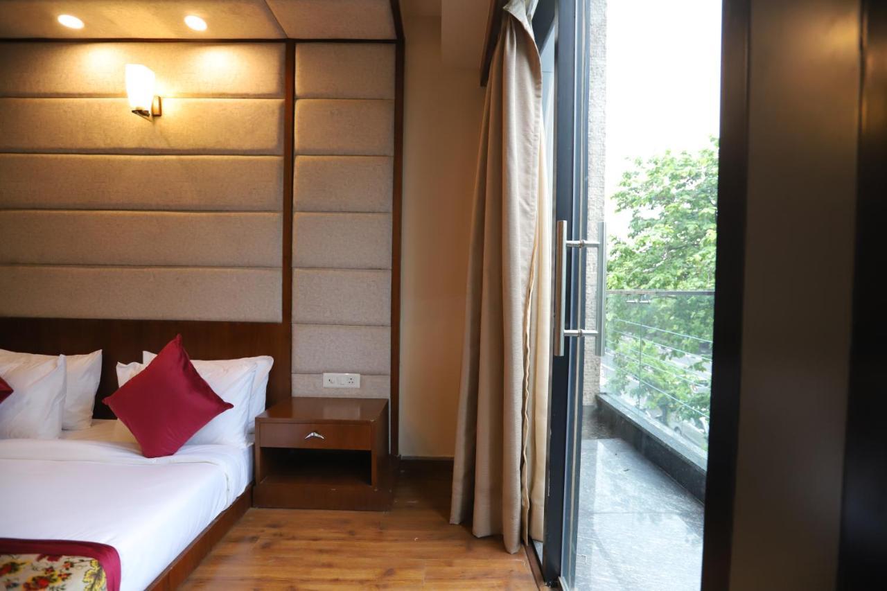 Ip Royal Hotel - New Delhi Exteriör bild
