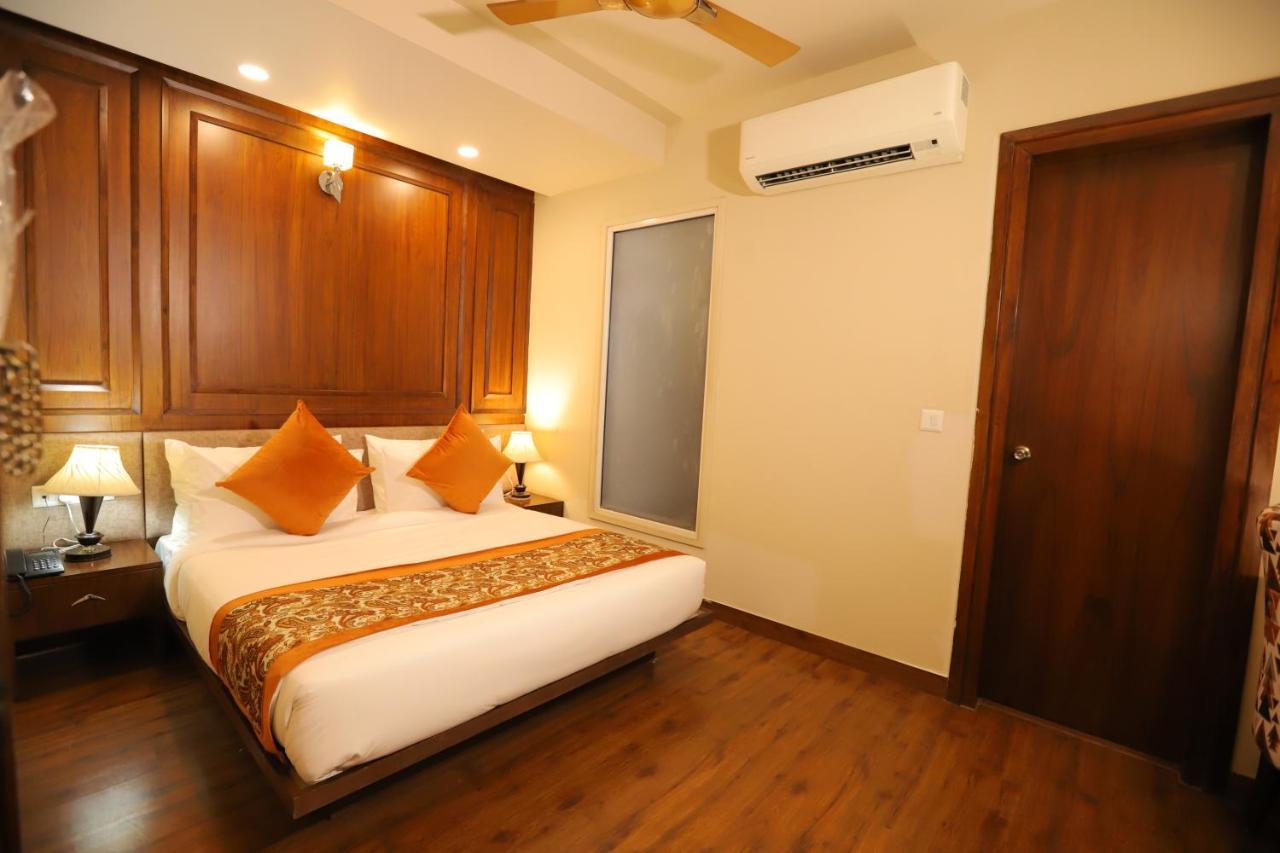 Ip Royal Hotel - New Delhi Exteriör bild
