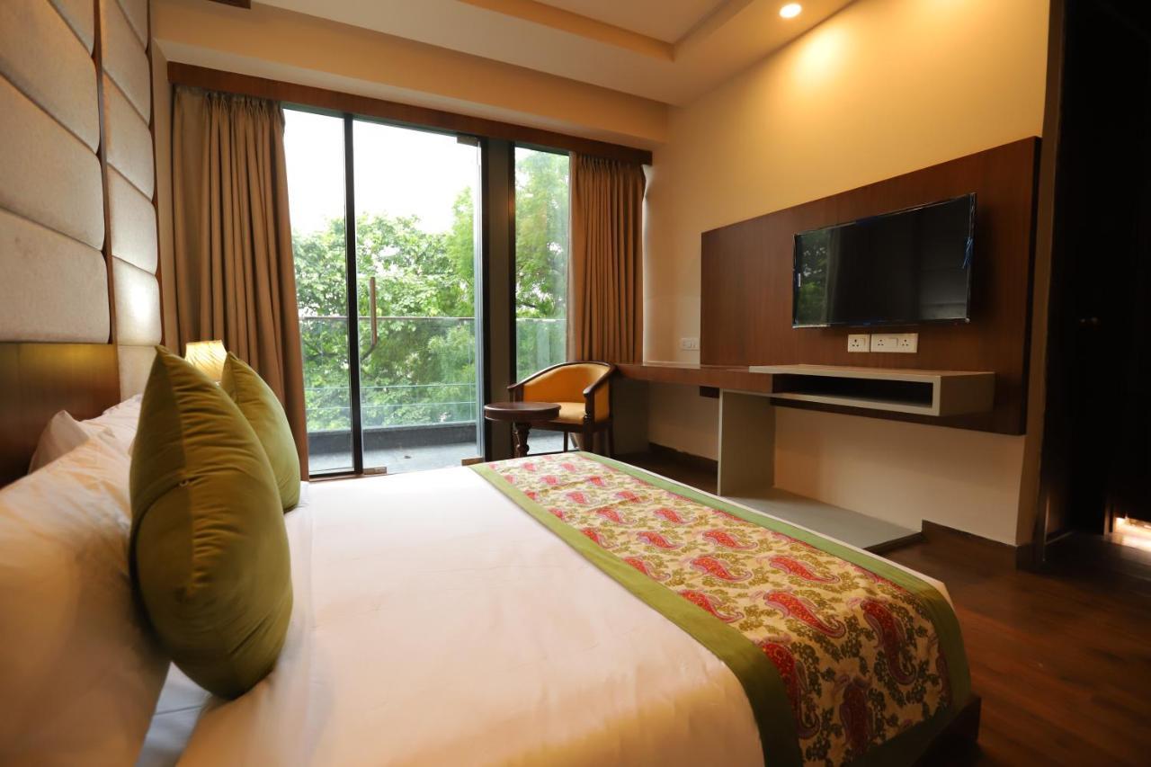 Ip Royal Hotel - New Delhi Exteriör bild