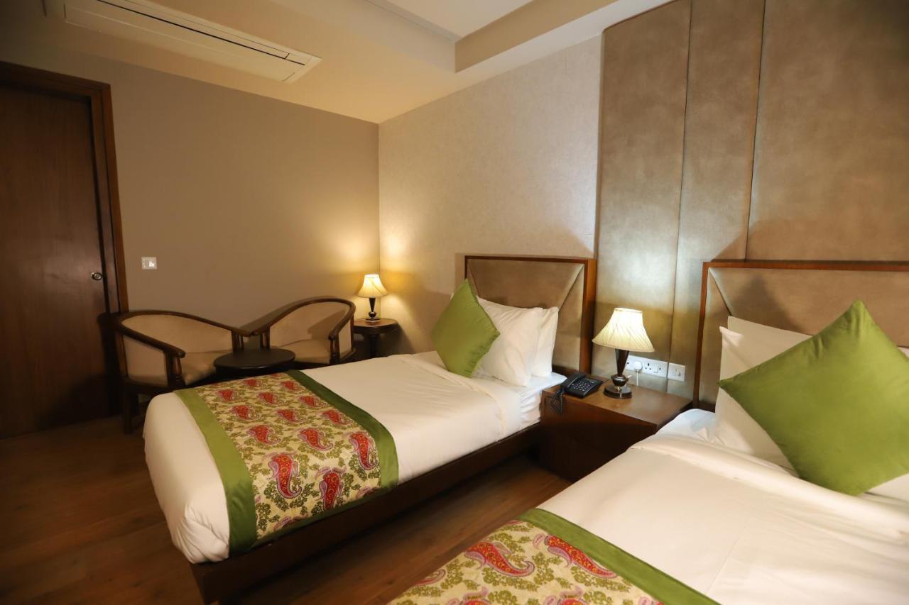Ip Royal Hotel - New Delhi Exteriör bild