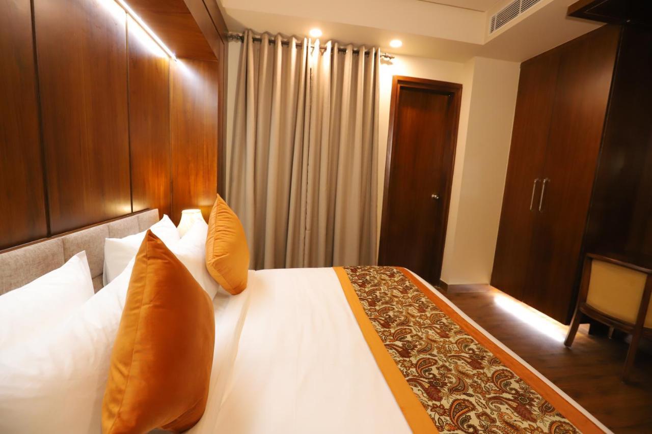 Ip Royal Hotel - New Delhi Exteriör bild
